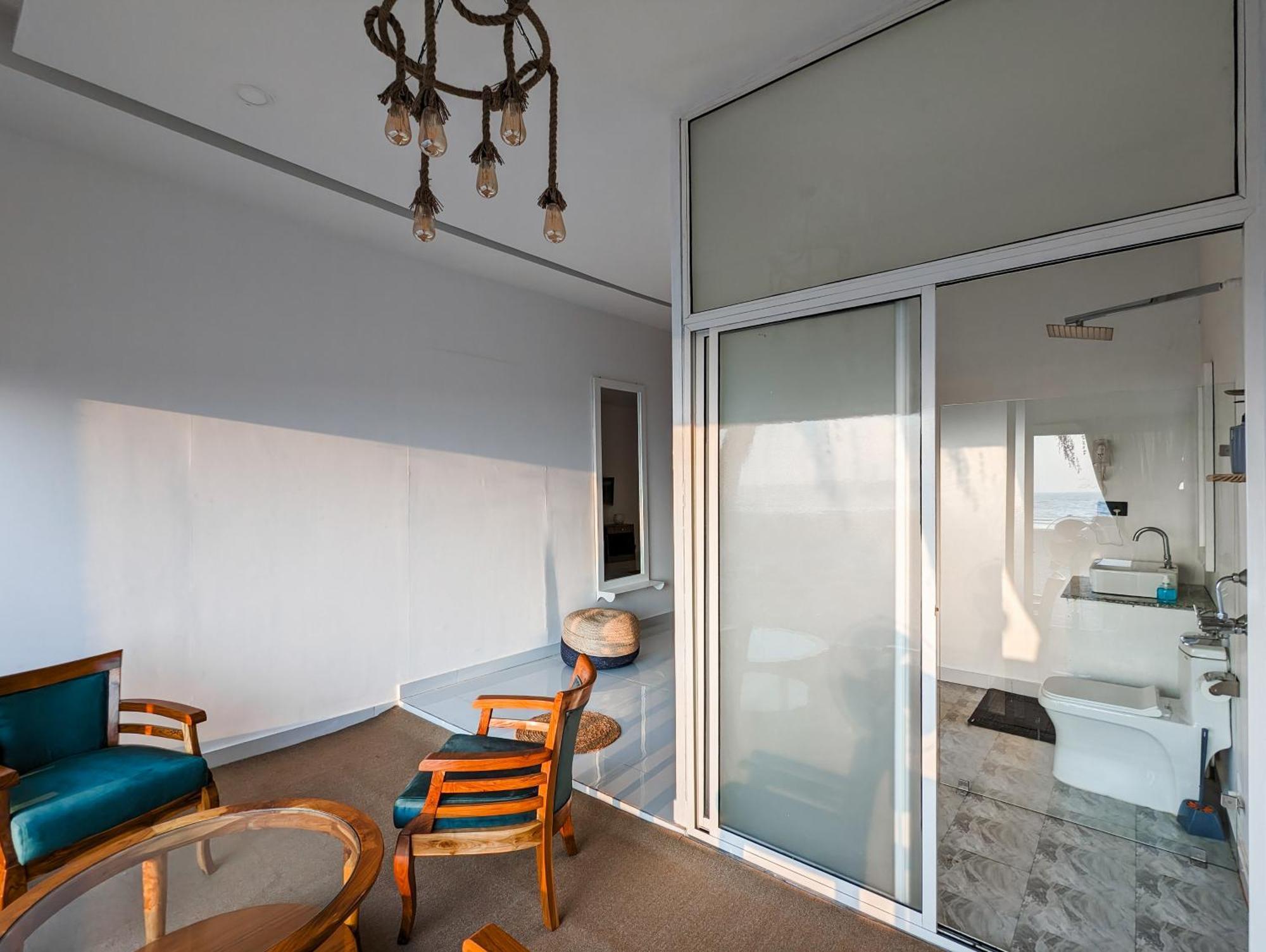 Aqua Beach Stays Ashwem Mandrem Quarto foto